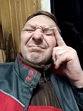 Pokaz2020 online show from November 2025 01:00:02 AM