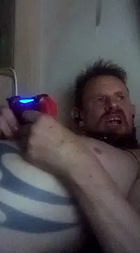 Snapshot of Skody31 chatting on December 2024 10:51:02 AM Skody31 online show from December 2024 10:51:02 AM