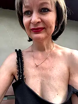Snapshot of Melljoy chatting on September 2025 01:33:01 PM Melljoy online show from September 2025 01:33:01 PM
