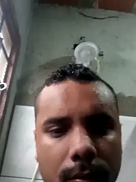 garoto1997 online show from October 2025 06:20:01 PM