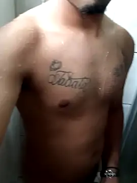 garoto1997 online show from November 2025 05:36:02 PM