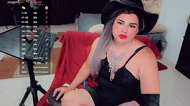 Snapshot of camyl93 chatting on April 2026 02:58:01 AM camyl93 online show from April 2026 02:58:01 AM