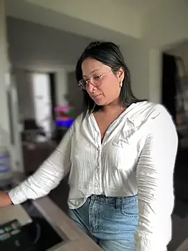 DannaaMeliza online show from December 2024 01:21:01 PM