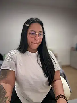 DannaaMeliza online show from January 2025 01:09:01 PM