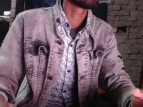 Snapshot of ThethunderPo chatting on December 2024 01:49:01 PM ThethunderPo online show from December 2024 01:49:01 PM