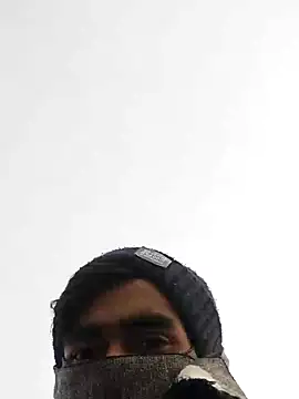 Snapshot of ThethunderPo chatting on January 2025 02:14:02 AM ThethunderPo online show from January 2025 02:14:02 AM