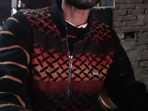 Snapshot of ThethunderPo chatting on January 2025 01:21:02 AM ThethunderPo online show from January 2025 01:21:02 AM