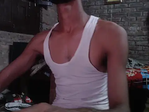 Snapshot of ThethunderPo chatting on September 2025 06:54:01 PM ThethunderPo online show from September 2025 06:54:01 PM