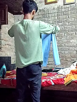 Snapshot of ThethunderPo chatting on October 2025 03:33:02 PM ThethunderPo online show from October 2025 03:33:02 PM