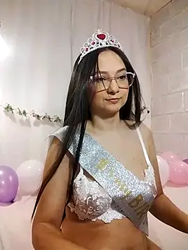 Snapshot of Camilatinass_ chatting on March 2026 12:10:01 PM Camilatinass online show from March 2026 12:10:01 PM