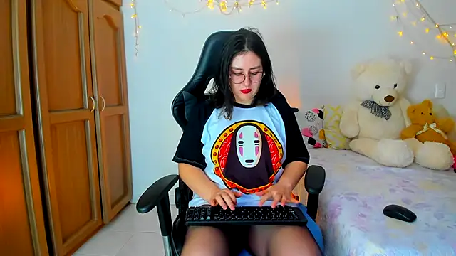 Susan Foxx online show from January 2025 08:11:02 PM