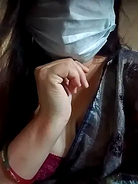 Snapshot of naughtymadam chatting on April 2026 04:40:01 AM naughtymadam online show from April 2026 04:40:01 AM