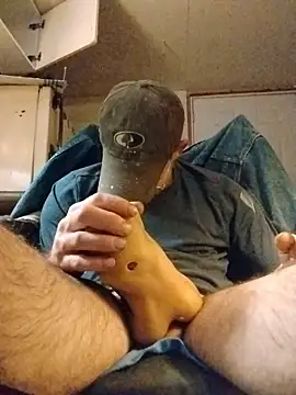 ROBERT0516 online show from November 2025 05:39:01 AM