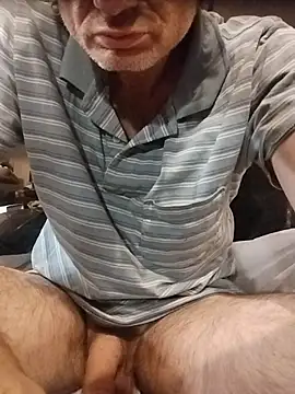 ROBERT0516 online show from June 2026 11:23:01 AM