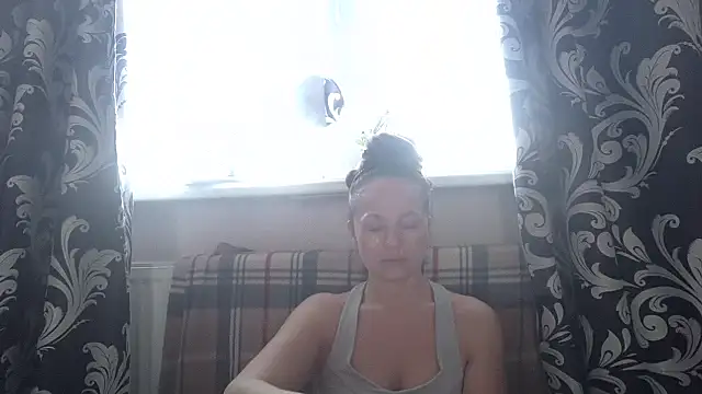 LindaStarS online show from March 2026 05:24:01 AM