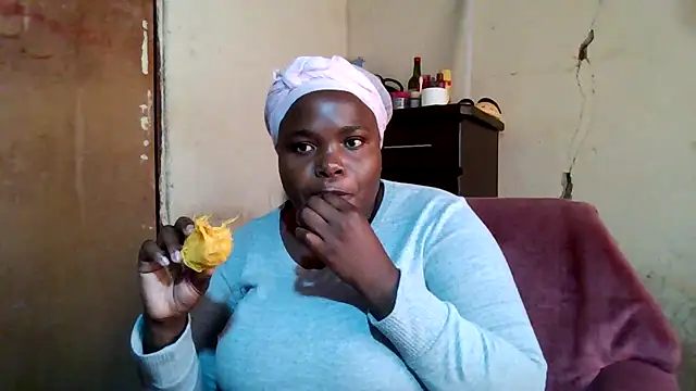 Snapshot of sexybigboobz chatting on November 2025 08:03:01 AM sexybigboobz online show from November 2025 08:03:01 AM