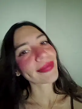 Snapshot of loveuu-bae chatting on February 2026 01:13:01 AM loveuu-bae online show from February 2026 01:13:01 AM