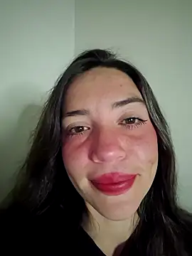 Snapshot of loveuu-bae chatting on March 2026 02:06:02 AM loveuu-bae online show from March 2026 02:06:02 AM