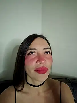 Snapshot of loveuu-bae chatting on March 2026 03:01:02 AM loveuu-bae online show from March 2026 03:01:02 AM