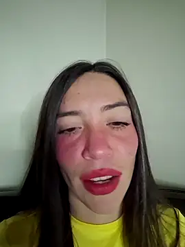 Snapshot of loveuu-bae chatting on April 2026 03:07:02 AM loveuu-bae online show from April 2026 03:07:02 AM