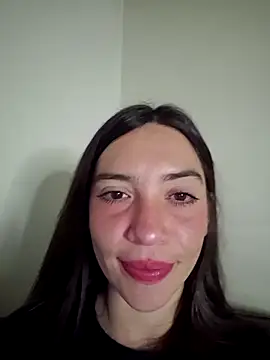 Snapshot of loveuu-bae chatting on April 2026 07:45:01 AM loveuu-bae online show from April 2026 07:45:01 AM