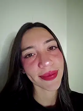 Snapshot of loveuu-bae chatting on April 2026 12:22:02 AM loveuu-bae online show from April 2026 12:22:02 AM