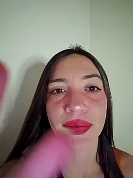 Snapshot of loveuu-bae chatting on April 2026 02:47:01 AM loveuu-bae online show from April 2026 02:47:01 AM