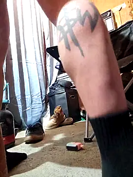 Snapshot of UncutHammer69 chatting on February 2026 03:48:01 AM UncutHammer69 online show from February 2026 03:48:01 AM