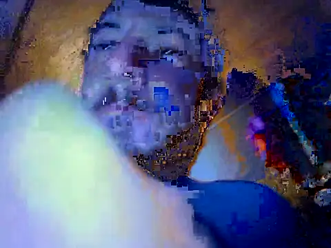 Snapshot of UncutHammer69 chatting on February 2026 12:01:02 PM UncutHammer69 online show from February 2026 12:01:02 PM