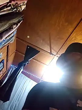 Snapshot of UncutHammer69 chatting on February 2026 04:39:02 PM UncutHammer69 online show from February 2026 04:39:02 PM