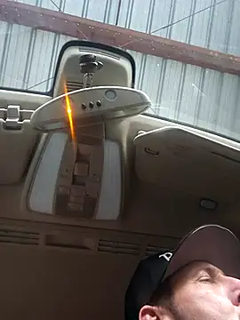 Snapshot of UncutHammer69 chatting on March 2026 01:54:02 AM UncutHammer69 online show from March 2026 01:54:02 AM