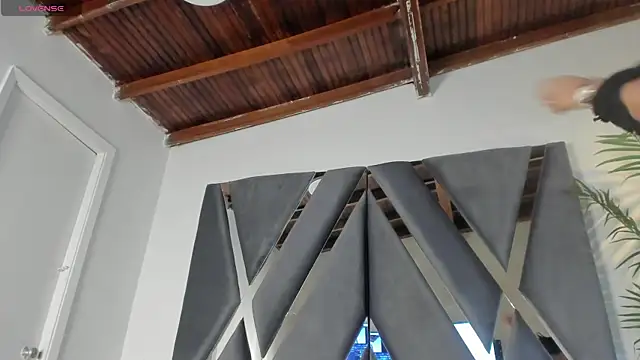 moonsweet1 online show from January 2025 06:32:02 PM