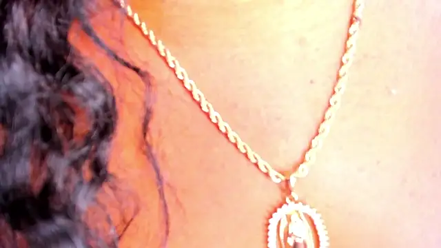 Snapshot of Cammiila chatting on January 2025 12:57:02 AM Cammiila online show from January 2025 12:57:02 AM