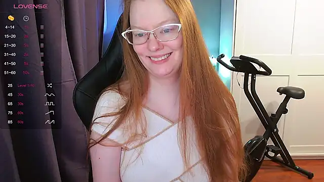 Snapshot of Lady_Inari chatting on March 2026 10:39:02 PM Lady Inari online show from March 2026 10:39:02 PM