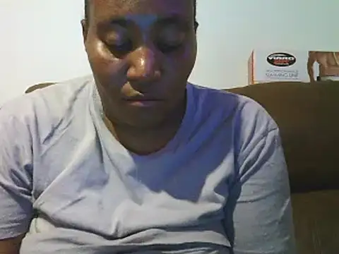 Snapshot of ebonytitts4u chatting on February 2025 06:06:01 PM ebonytitts4u online show from February 2025 06:06:01 PM