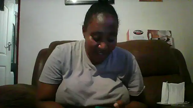 Snapshot of ebonytitts4u chatting on February 2025 08:45:02 PM ebonytitts4u online show from February 2025 08:45:02 PM