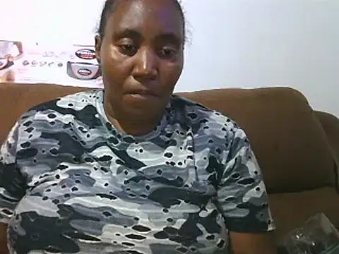 Snapshot of ebonytitts4u chatting on December 2025 07:33:02 PM ebonytitts4u online show from December 2025 07:33:02 PM