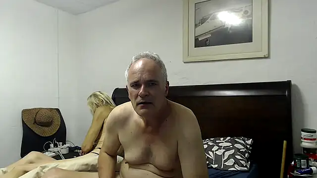 DrPenaltyXX online show from December 2024 01:07:02 AM