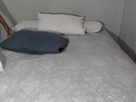 xxfantasy122 online show from January 2025 11:43:01 AM