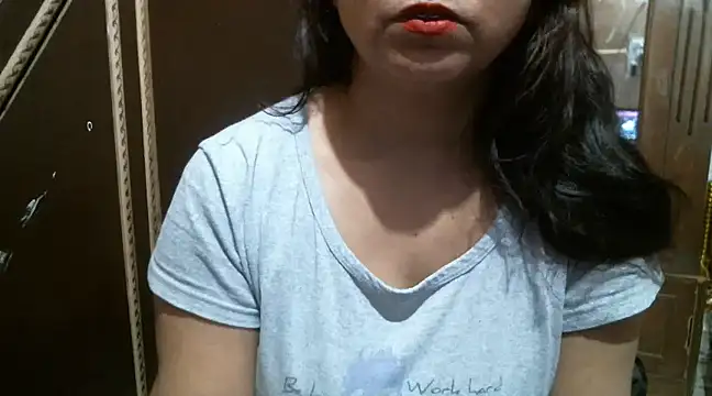 UrsMansi online show from February 2025 04:26:01 AM