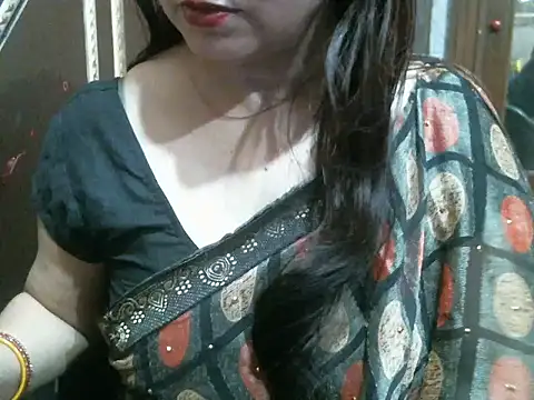 Snapshot of UrsMansi chatting on March 2026 04:02:02 AM UrsMansi online show from March 2026 04:02:02 AM