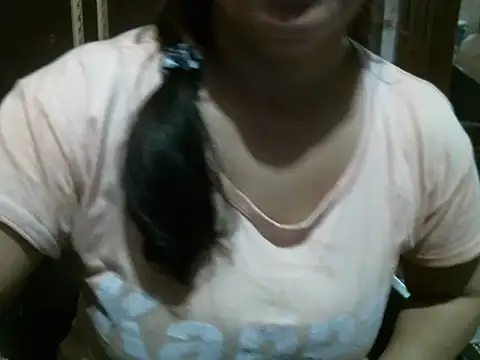 Snapshot of UrsMansi chatting on April 2026 04:56:01 AM UrsMansi online show from April 2026 04:56:01 AM