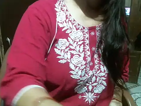 Snapshot of UrsMansi chatting on April 2026 06:31:02 AM UrsMansi online show from April 2026 06:31:02 AM