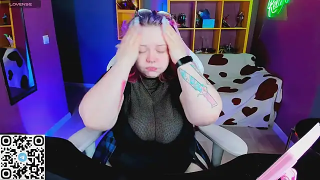 Snapshot of Yoki_Shizuko chatting on February 2025 07:12:01 AM Yoki Shizuko online show from February 2025 07:12:01 AM