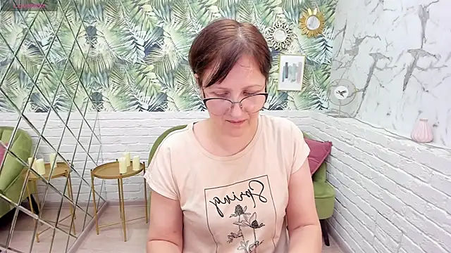 Paris Cherry online show from January 2025 08:19:02 PM