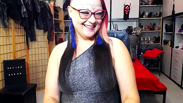 LindaDaemonX online show from September 2025 06:56:02 AM