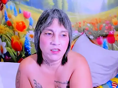 indianroxy online show from April 2026 10:13:02 PM