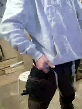 Snapshot of IronedTitan chatting on March 2025 04:13:02 PM IronedTitan online show from March 2025 04:13:02 PM