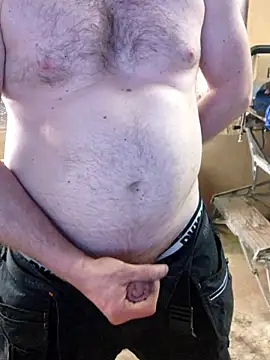 Snapshot of IronedTitan chatting on March 2025 02:05:02 AM IronedTitan online show from March 2025 02:05:02 AM