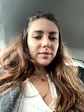 MariiD online show from December 2025 09:03:01 AM